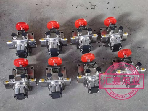 不(bú)鏽鋼保溫(wēn)齒輪泵